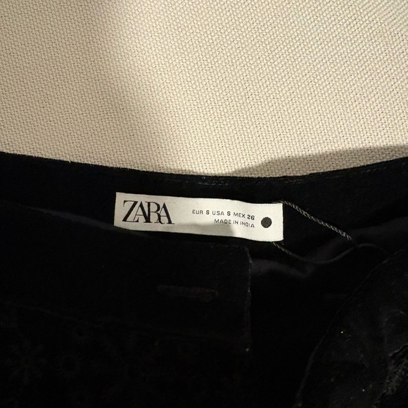 Lace Black Trousers - Picture 3 of 4